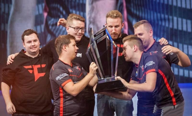 GOG遗憾告别2025年王者荣耀世界冠军杯