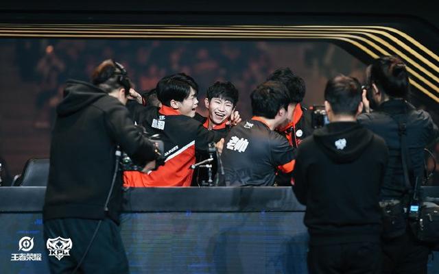 上海Major亚洲RMR：LVG 0-2 FQ无缘上海Major