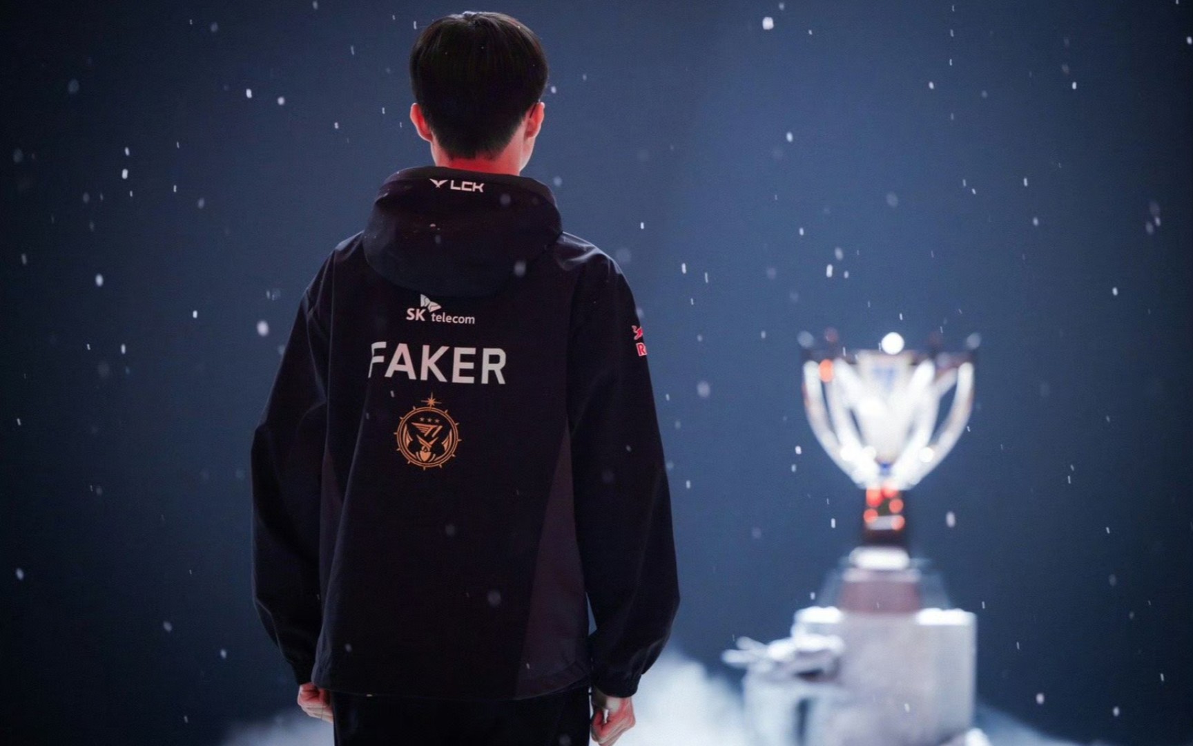 FPX 官方：打野选手 moyan 正式离队