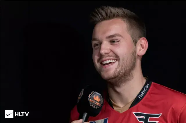 英雄联盟比赛：英雄联盟2020全球总决赛，LGD是怎么输给PSG的？